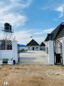 Bloggers Around The World Celebrates With A Nigerian Veteran Blogger On The Launch Of His Newly Built Mansion (Photos & Videos)